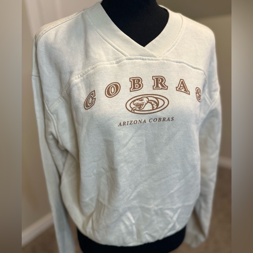 Sweatshirt